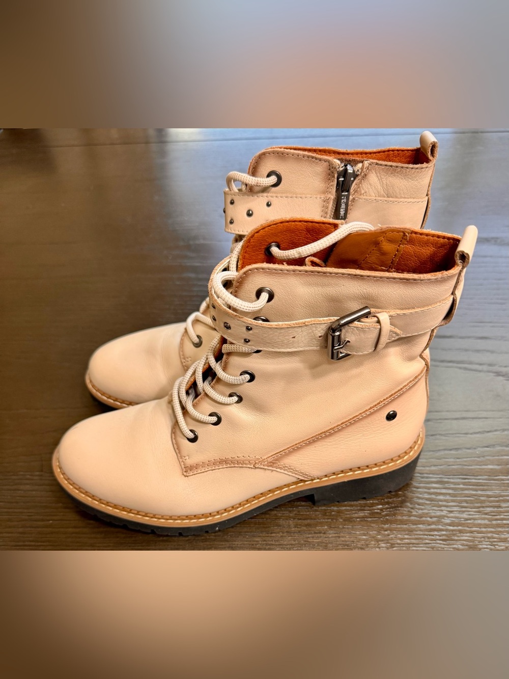 Pikolinos Women’s EU 39 Beige Leather Combat Boots Lace Up Buckle Ankle